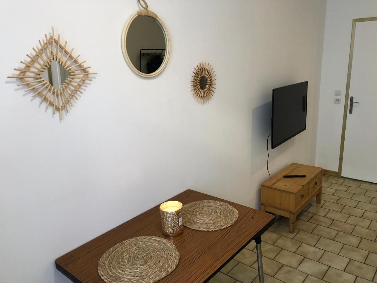 Joli Appartement Au Coeur De Ville Château-Thierry Esterno foto